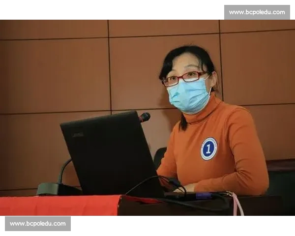 72 岁金辉 WSE 三冠：百米 14 秒书写 “银发速度”